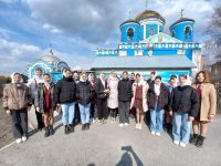 Воспитанницы Ачинской Мариинской гимназии и школьники побывали на экскурсии в ачинском Казанском соборе