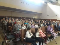 Подопечных красноярского пансионата «Ветеран» поздравили с Пасхой Христовой концертом