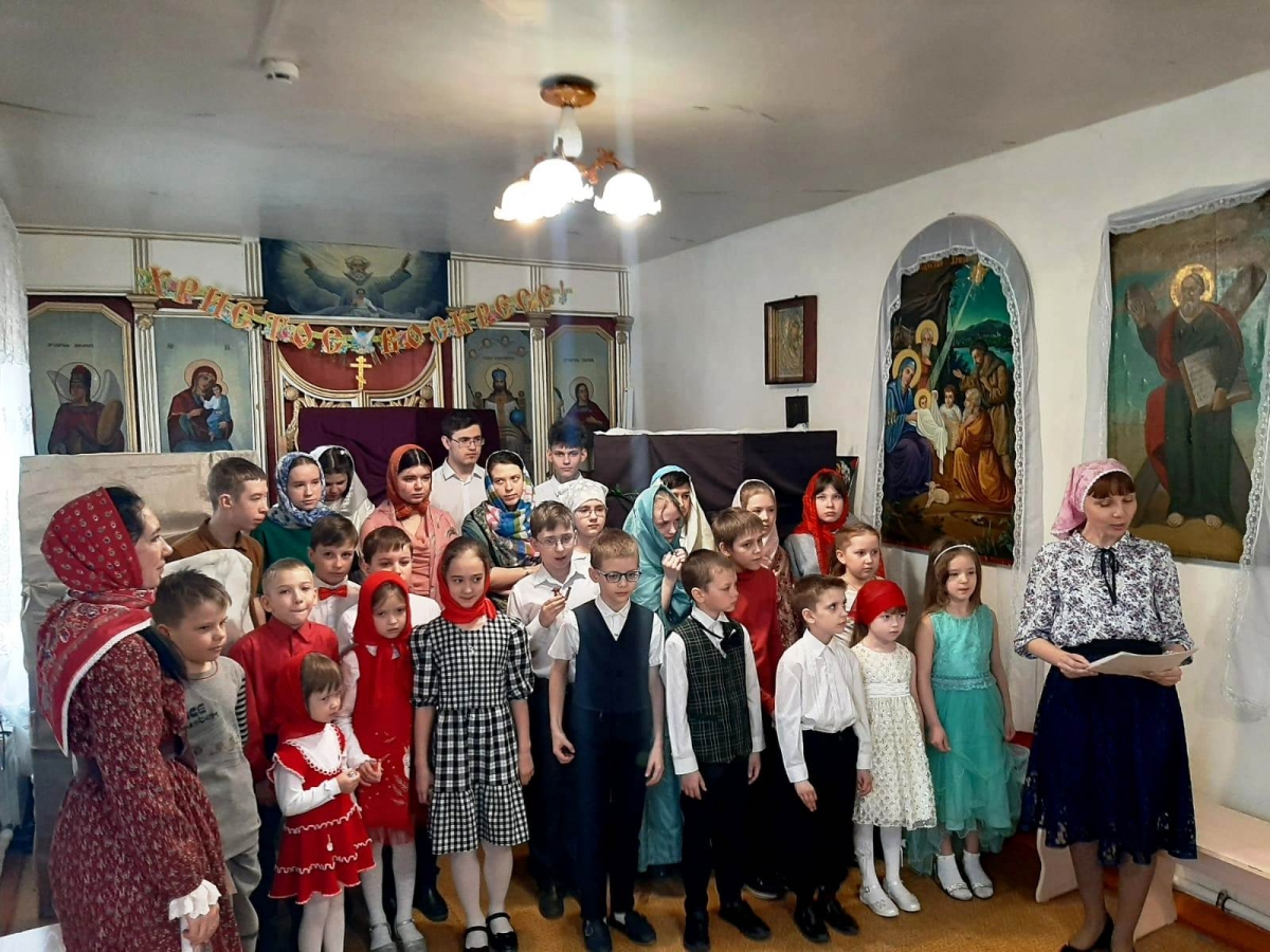 You are currently viewing В воскресной школе Казанского собора Ачинска прошёл Пасхальный концерт