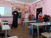 Священник посетил с лекцией Красноярский колледж отраслевых технологий и предпринимательства