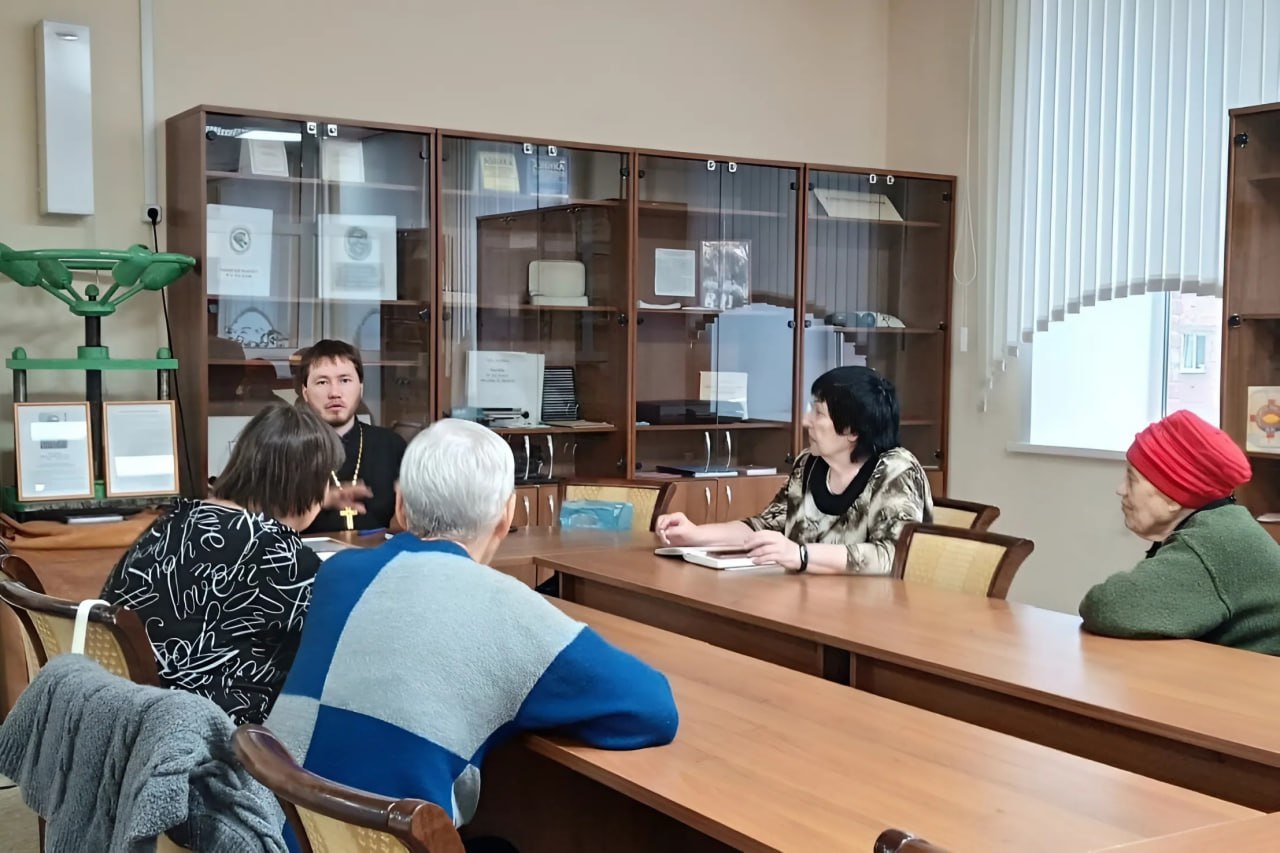 Пасхальные Евангельские встречи в Красноярской библиотеке